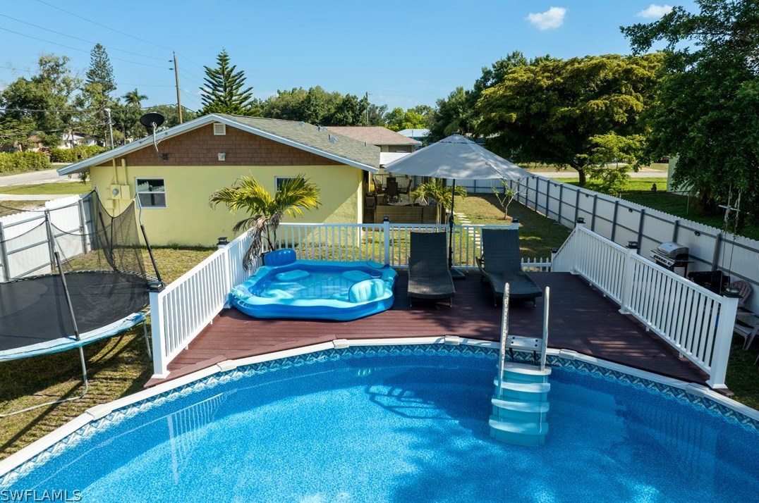 2515 Davis Blvd, Fort Myers, FL 33905-4842