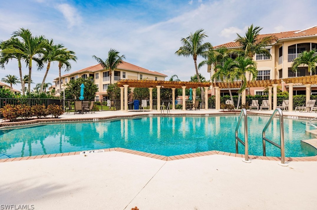 1105 Van Loon Commons Cir, Cape Coral, FL 33909-2666