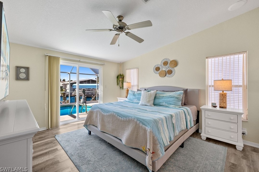 2950 Sloop Ln, Saint James City FL  33956-2388 exterior