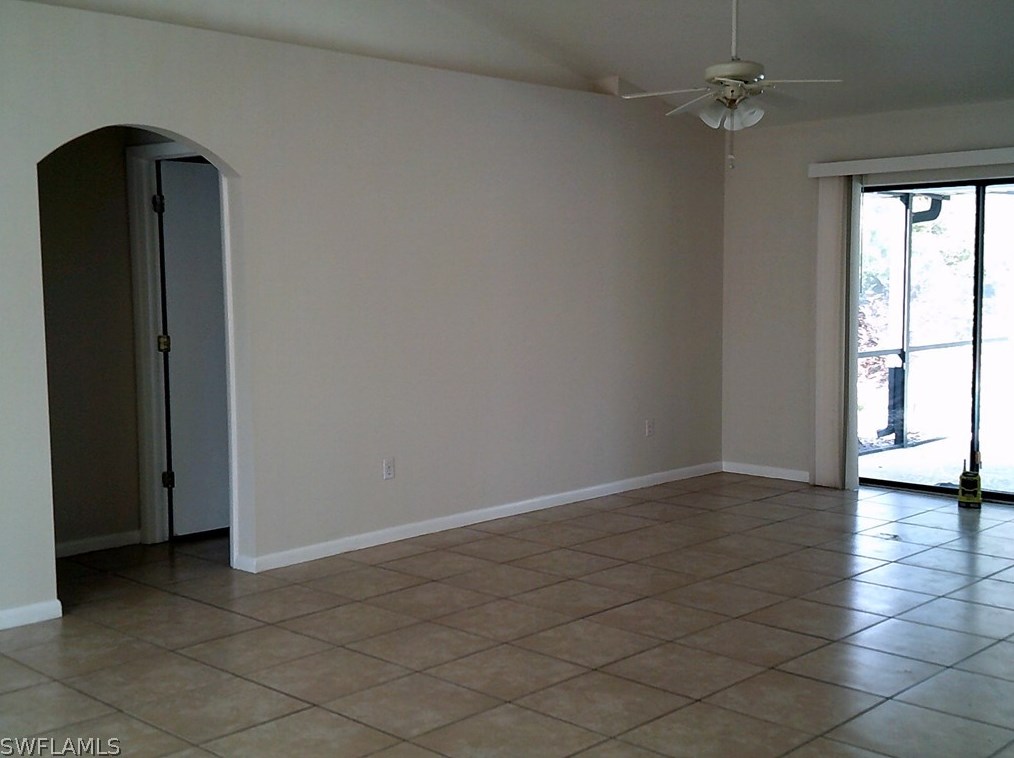 3207 Leeland Heights Blvd E, Lehigh Acres, FL 33936