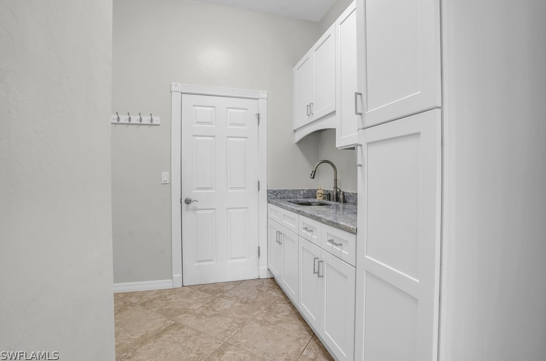 8721 Belle Meade Dr, Fort Myers FL  33908-6007 exterior