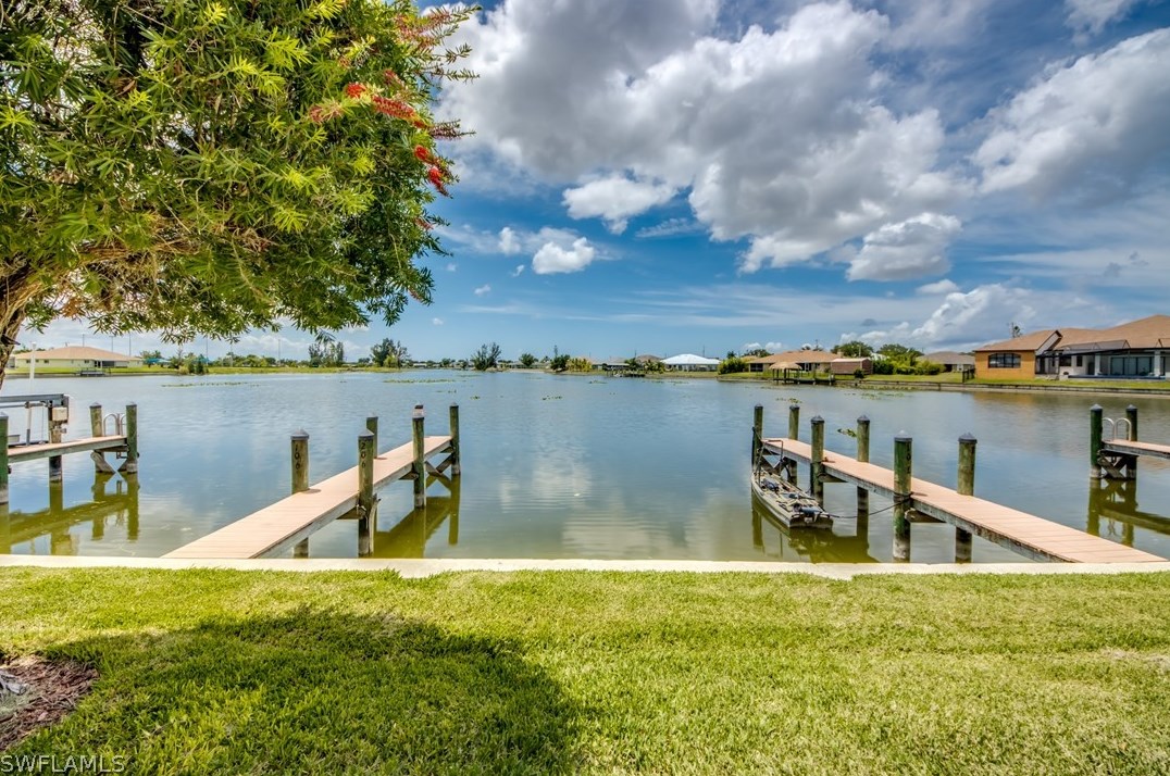 328 Sw 3rd St #206, Cape Coral, FL 33991