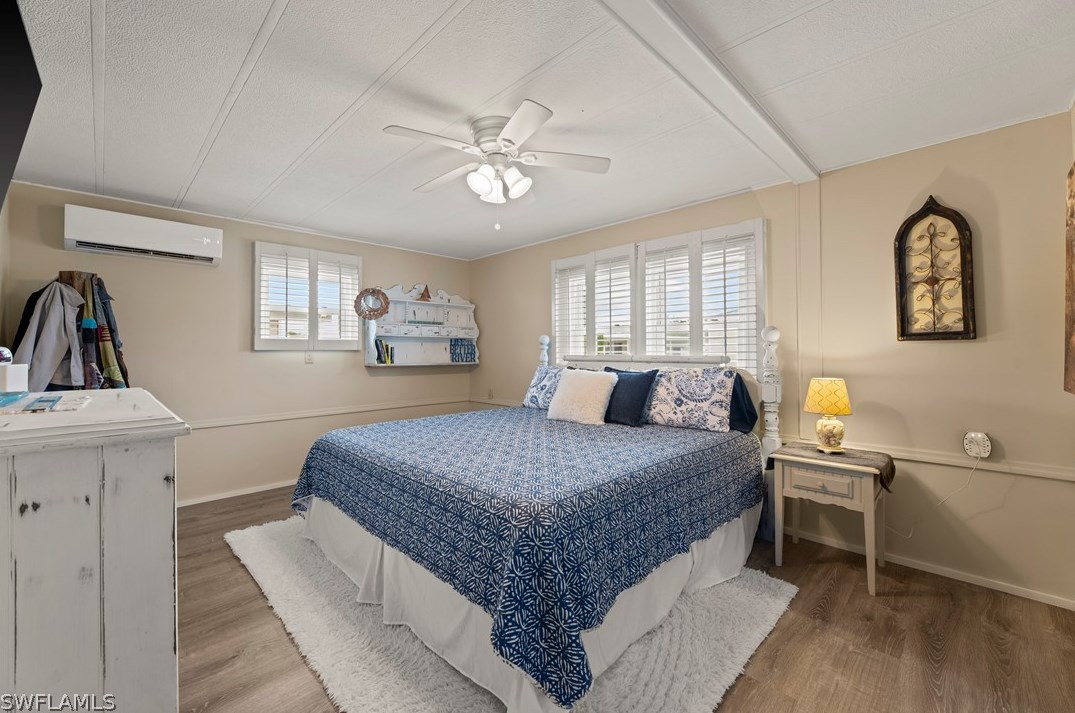 339 Shoreland Dr, Fort Myers FL  33905-3147 exterior