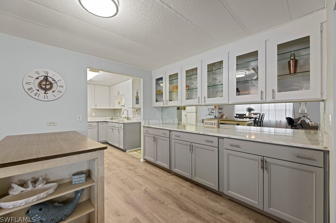 339 Shoreland Dr, Fort Myers FL  33905-3147 exterior