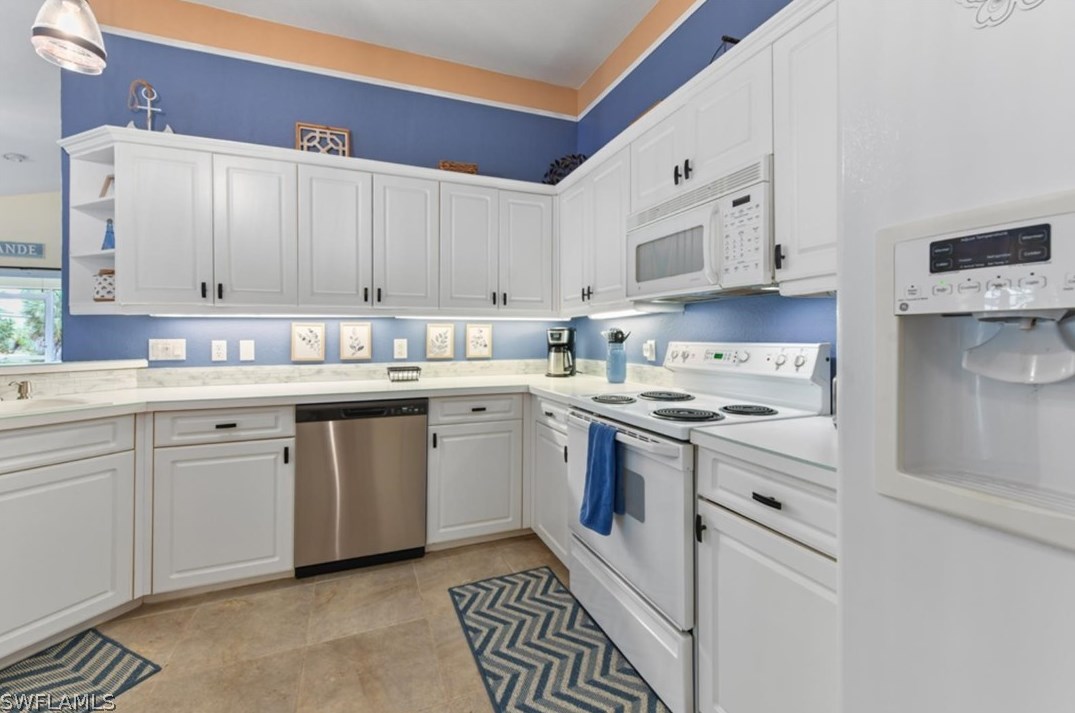 2037 Matecumbe Key Rd, Punta Gorda FL 33955-4639 exterior