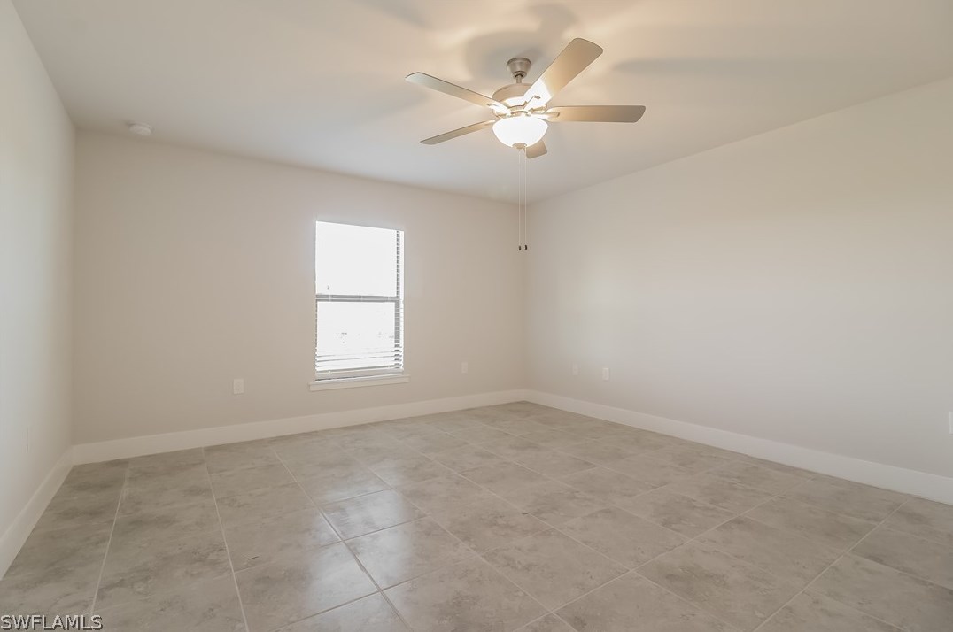 2704 31 St, Lehigh Acres FL  33971-5748 exterior
