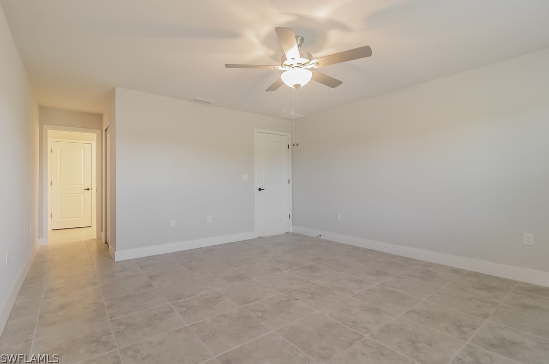 2704 31 St, Lehigh Acres FL  33971-5748 exterior