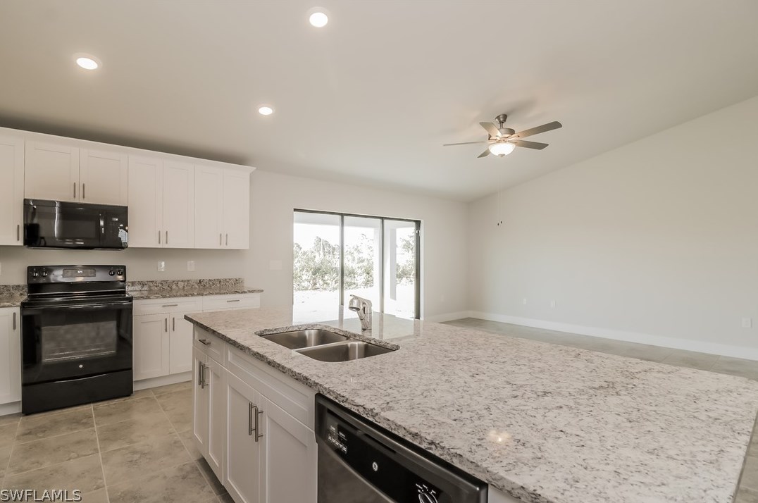 2704 31st St, Lehigh Acres FL  33976 exterior