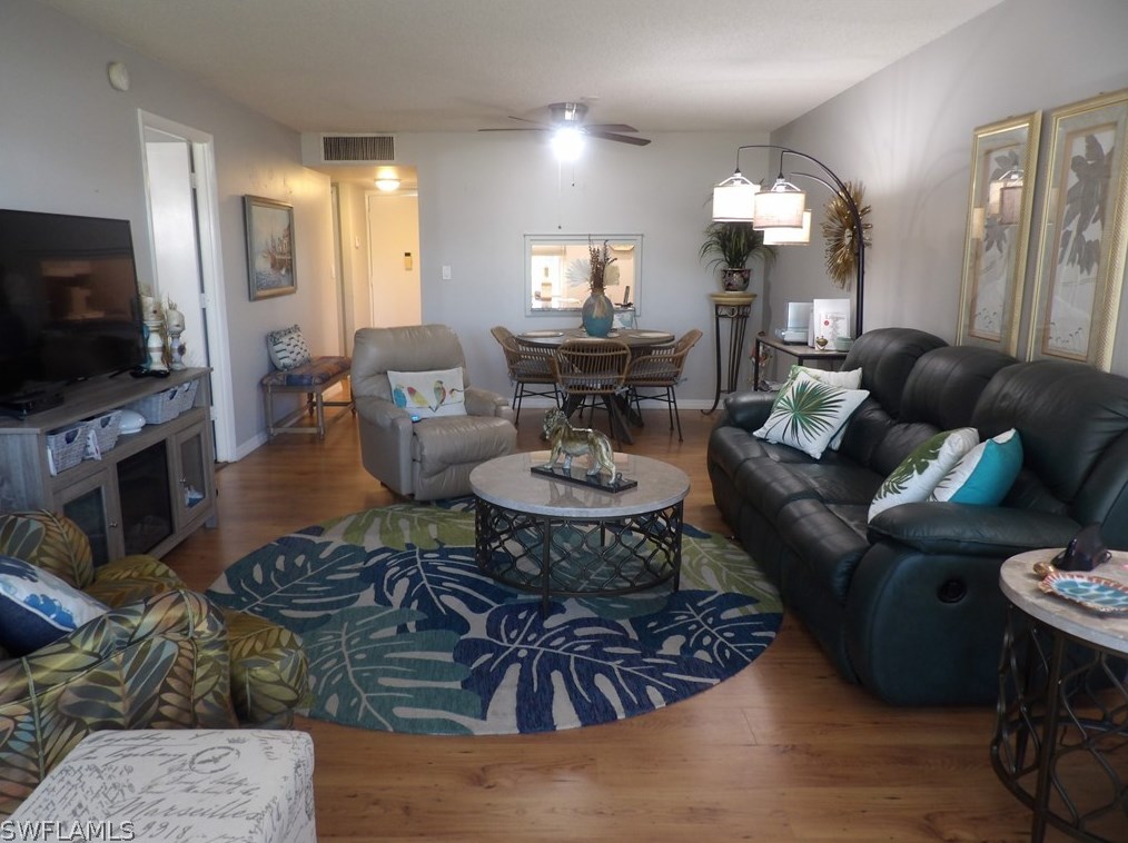 1828 Pine Valley Dr #105, Fort Myers, FL 33907
