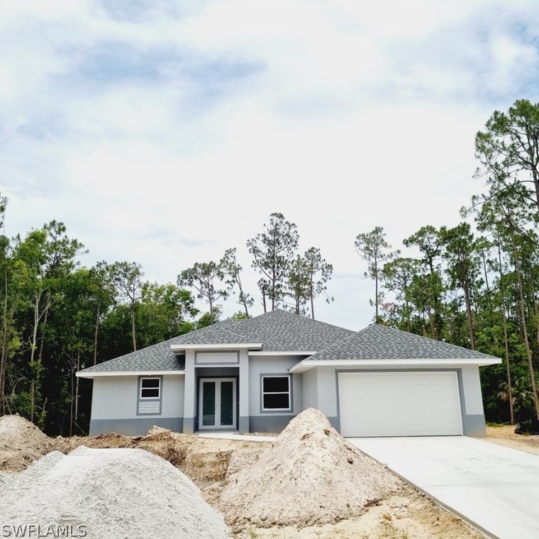 111 Monroe Ave, Lehigh Acres, FL 33936
