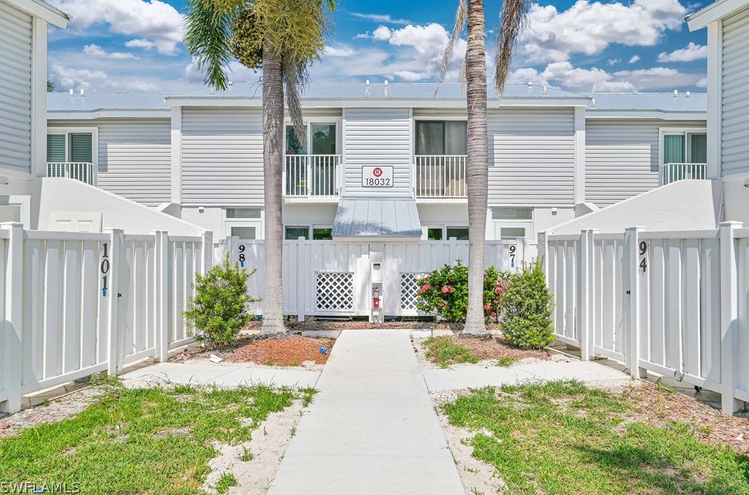 18032 San Carlos Blvd #100, Fort Myers Beach, FL 33931