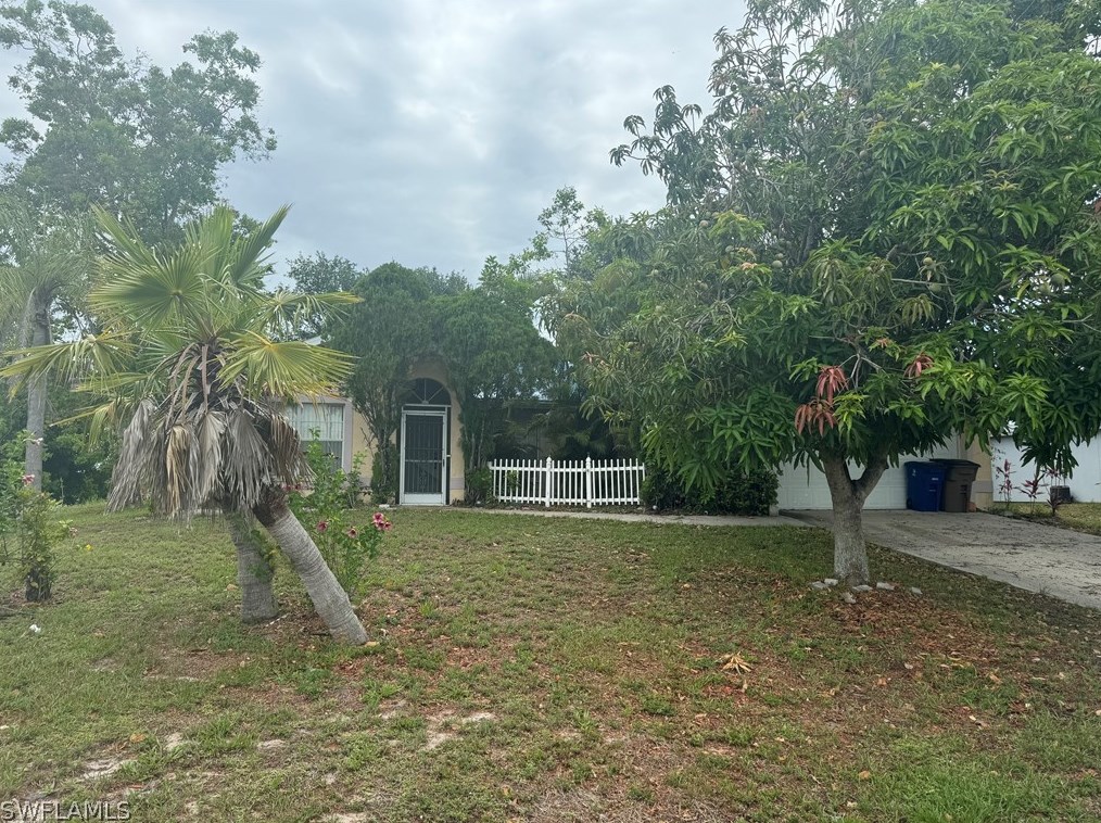407 Norman Ave, Lehigh Acres, FL 33971