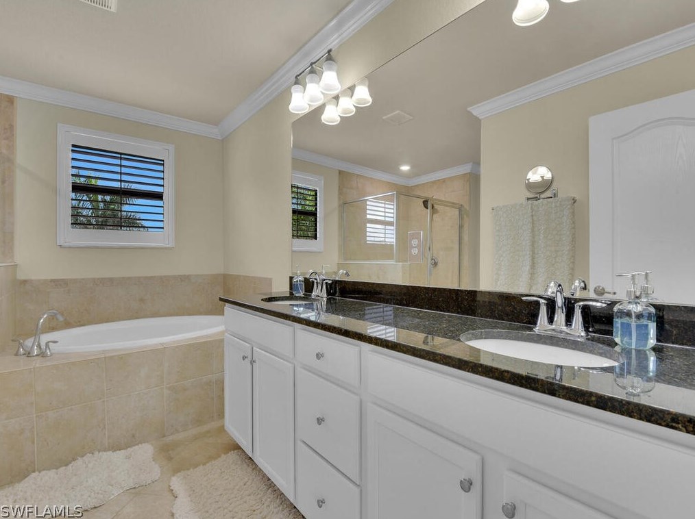 10929 Cherry Laurel Dr, Fort Myers FL 33912-8906 exterior