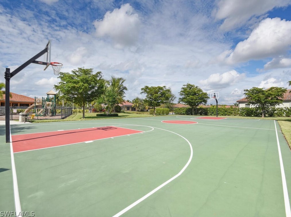 10929 Cherry Laurel Dr, Fort Myers FL 33912-8906 exterior