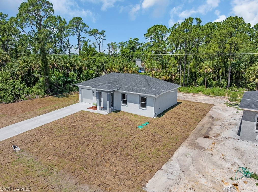311 Vermont Way, Lehigh Acres, FL 33936