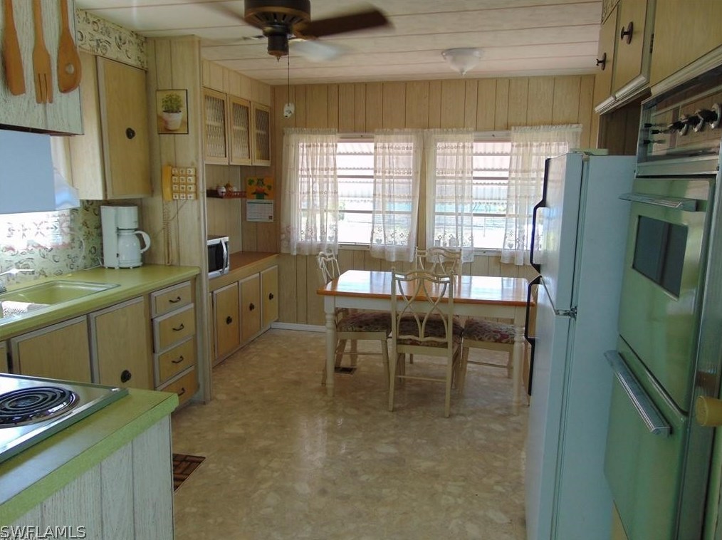 2790 Wedgewood Dr, Fort Myers, FL 33917