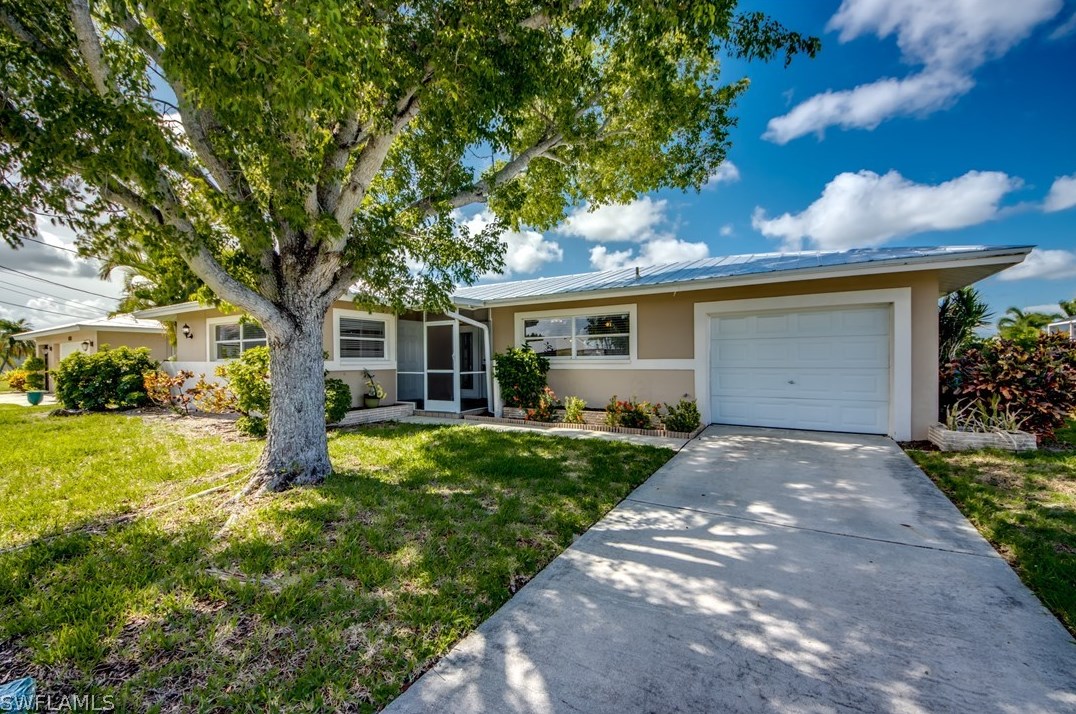 138 Sw 53rd St, Cape Coral, FL 33914