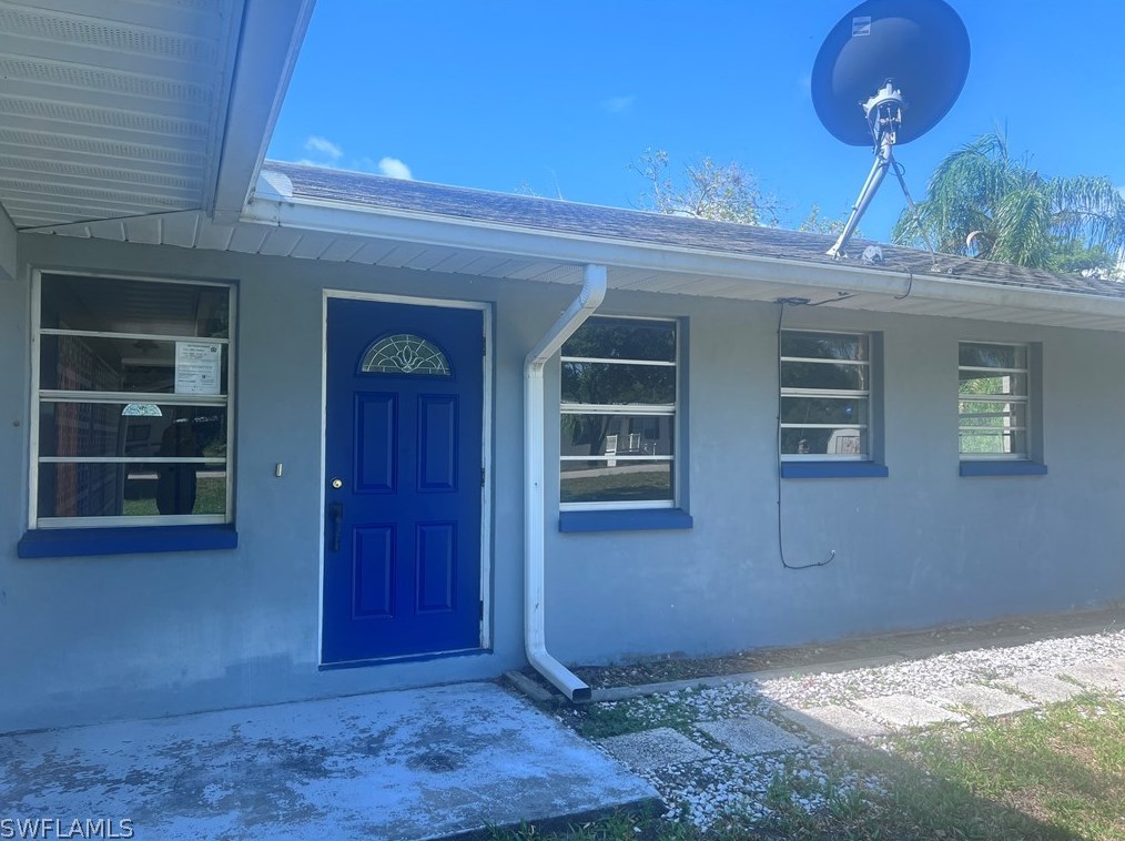 1069 Arbor Ln, Moore Haven, FL 33471