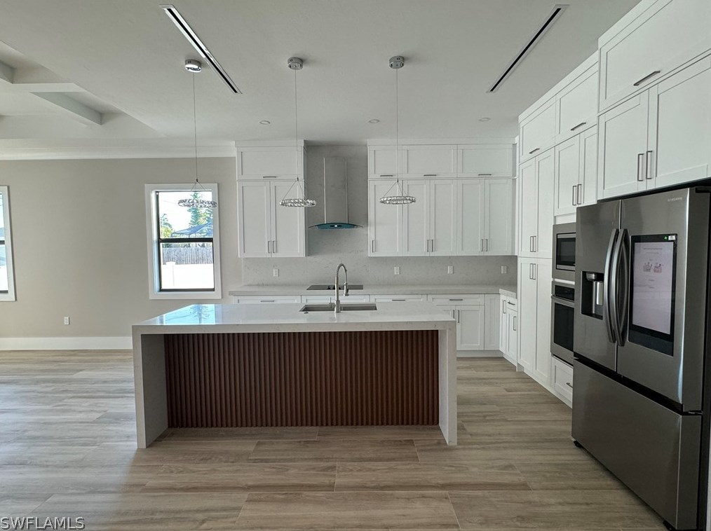 689 101 Ave, Naples FL 34108-3206 exterior