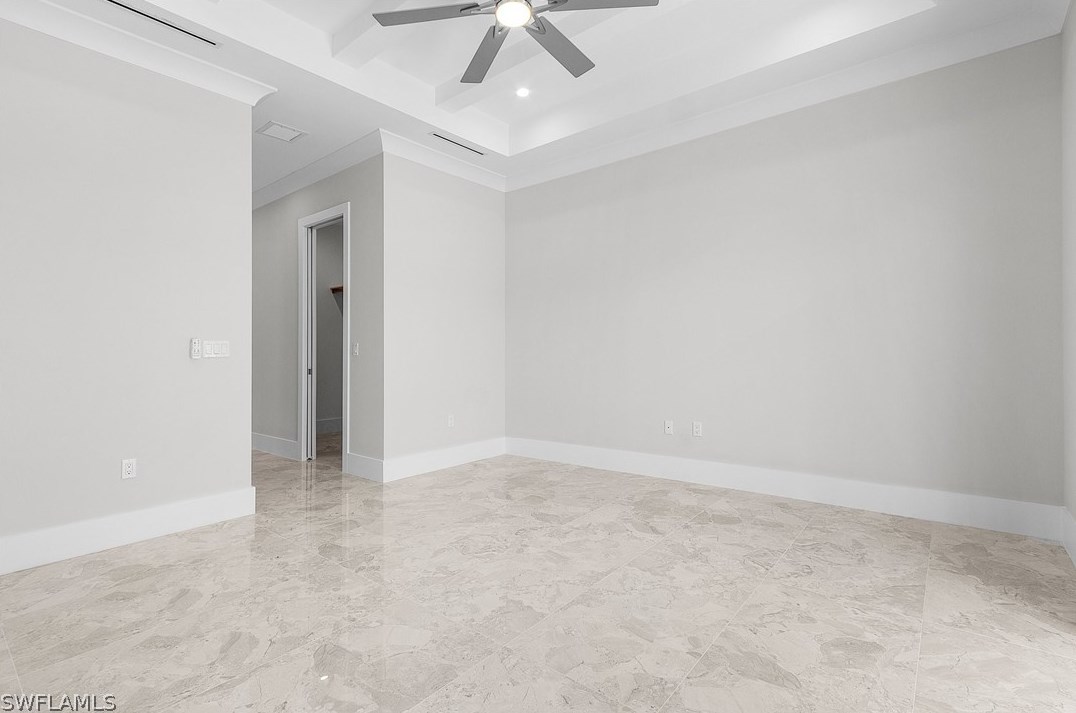 689 101 Ave, Naples FL 34108-3206 exterior