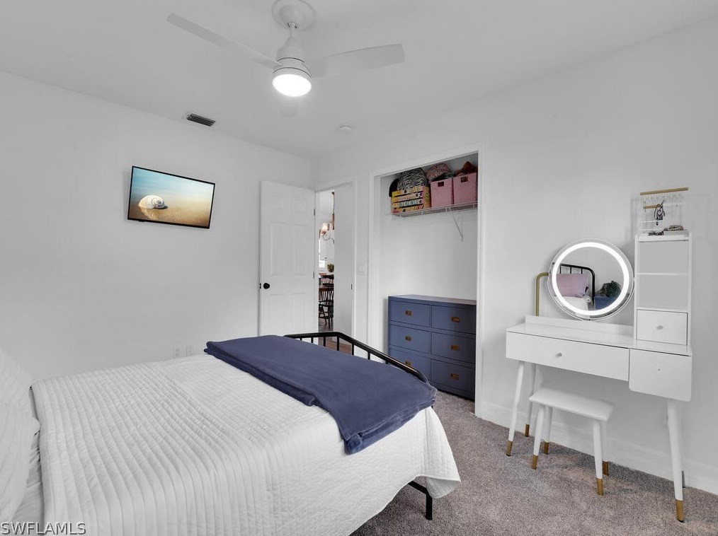 1621 6 Ln, Cape Coral FL  33990-1606 exterior