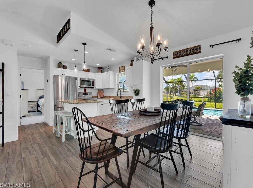 1621 6 Ln, Cape Coral FL  33990-1606 exterior