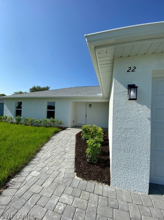 22 25th St, Cape Coral, FL 33993-0805