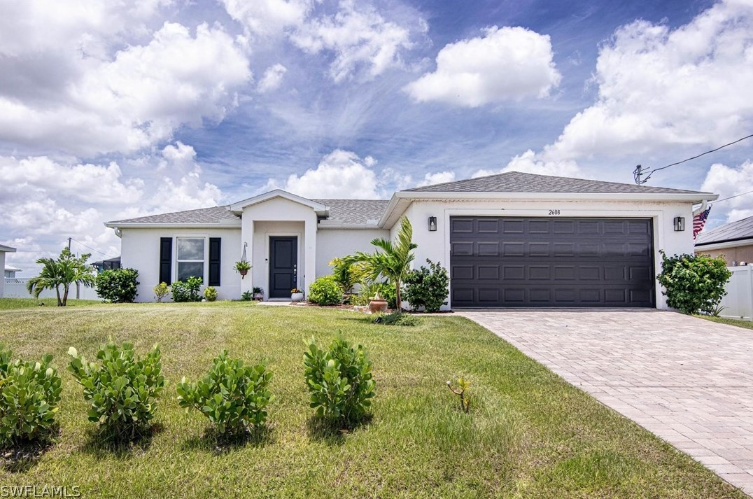 2608 8th Pl, Cape Coral, FL 33914-4105