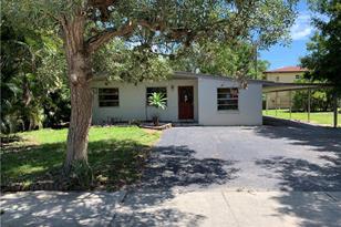 1920 Oakley Ave, Fort Myers, FL 33901 - MLS 221056220 - Coldwell Banker