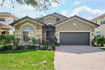 2124 Par Drive, Naples, FL 34120 - Photo 1