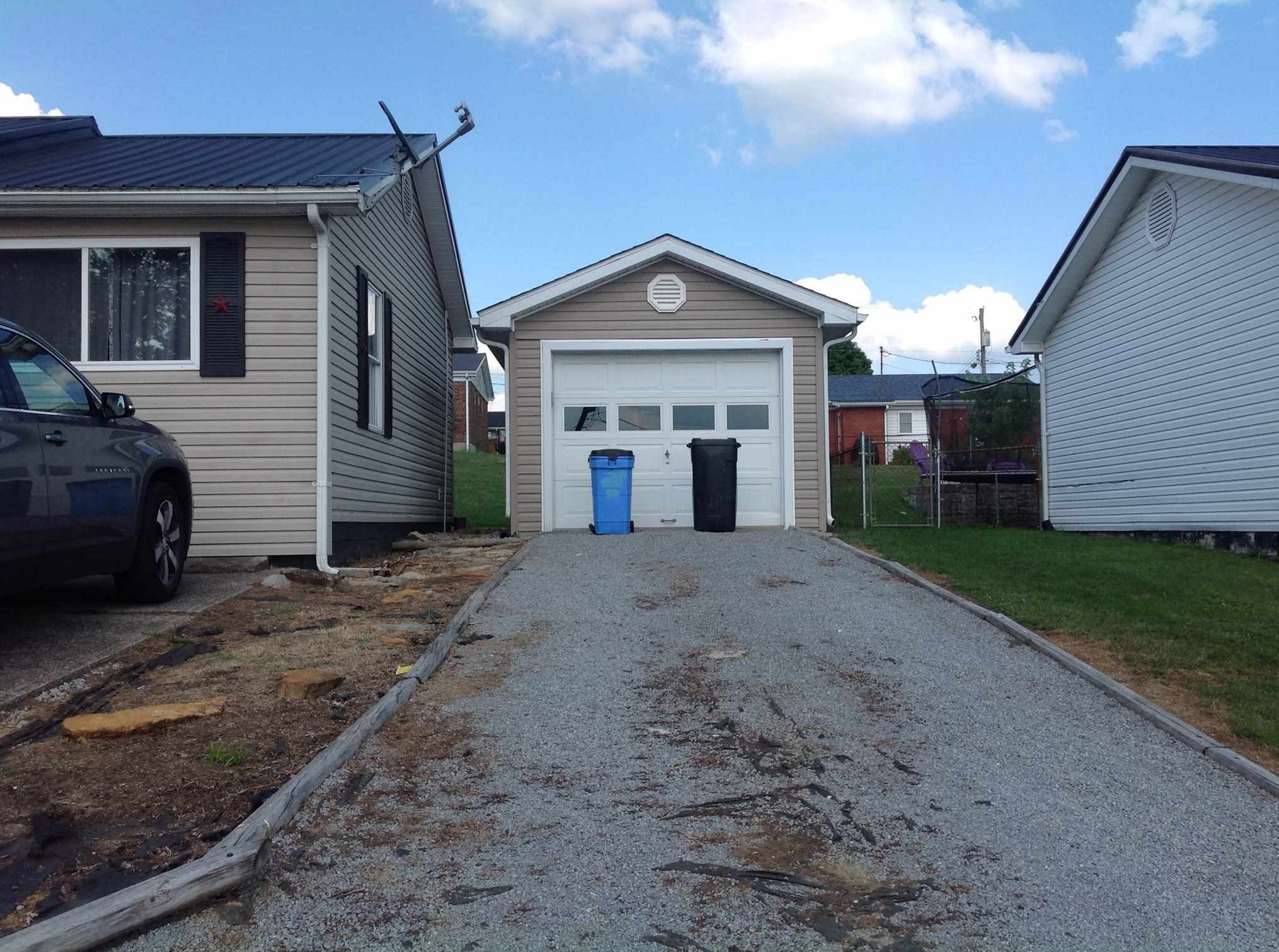 42 Russell St, Sutton, KY 41041-8101