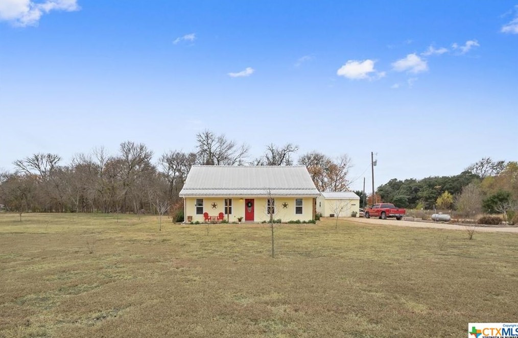 19479 Vilas Rd, Vilas, TX 76534-5152