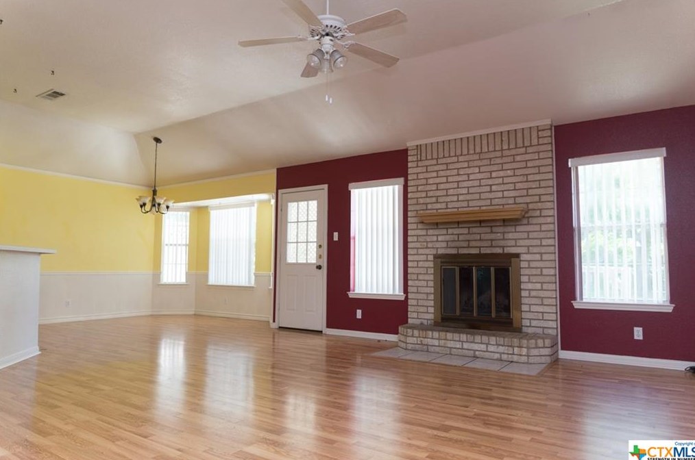 3921 Oak Valley Dr, Killeen, TX 76542-4502