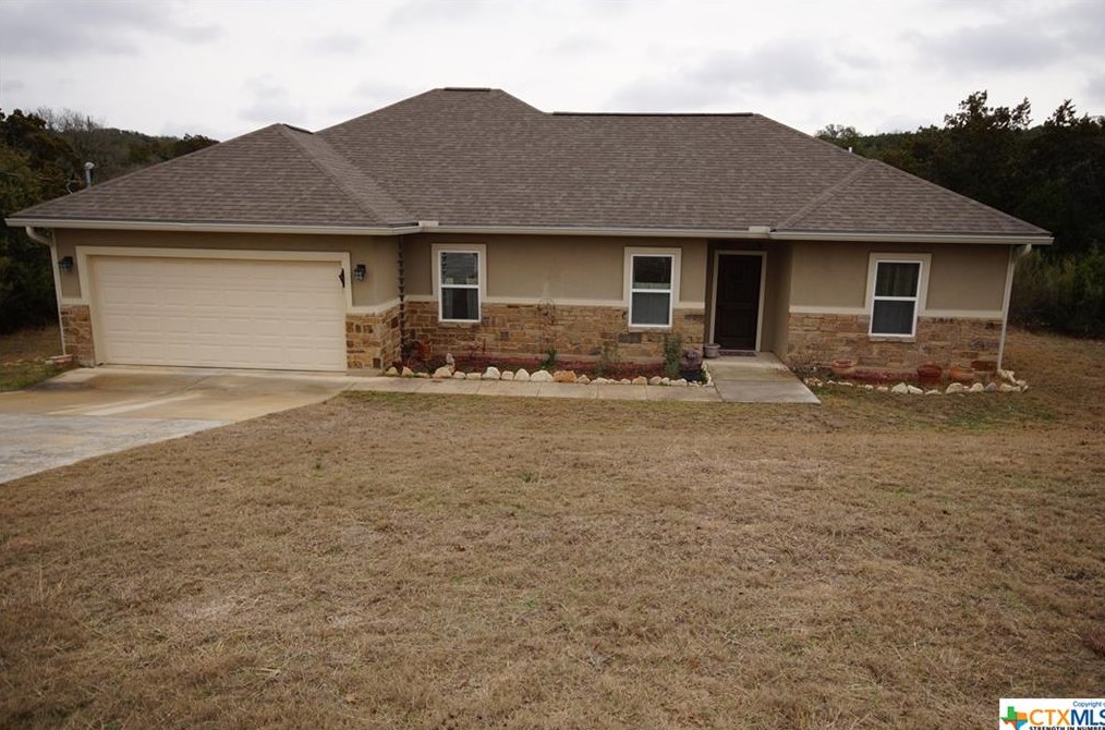 282 Bogi St, New Braunfels, TX 78133-2031