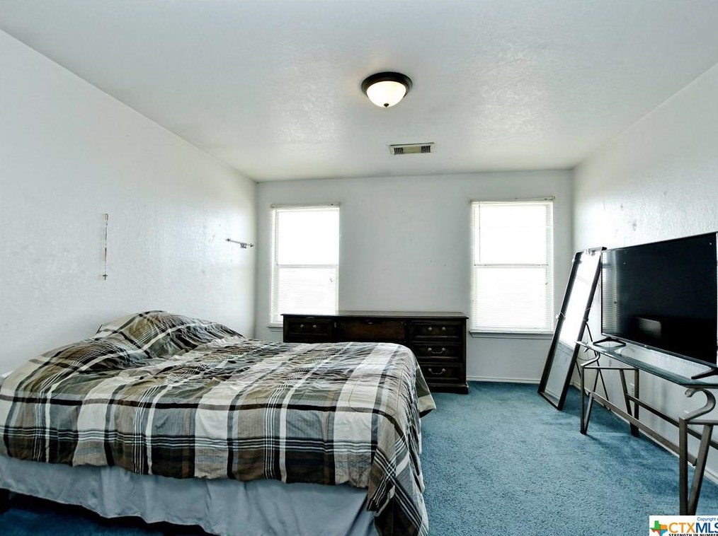 3920 Cherokee Blvd, New Braunfels TX  78132-5085 exterior