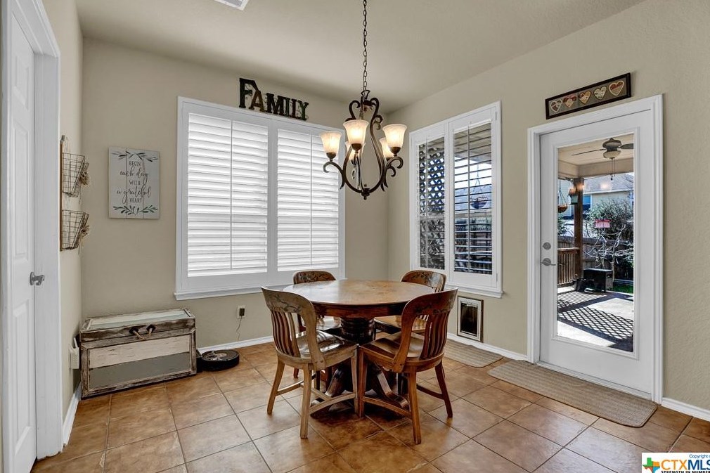 777 San Mateo, New Braunfels TX 78132-2874 exterior