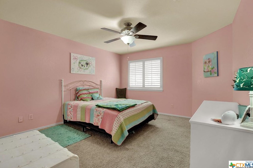 777 San Mateo, New Braunfels TX 78132-2874 exterior