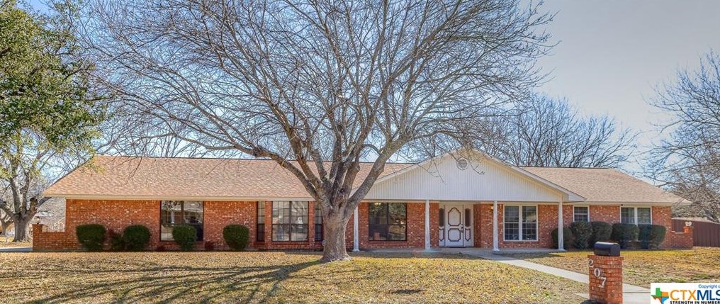 207 Cottonwood Dr, Killeen, TX 76548-1774