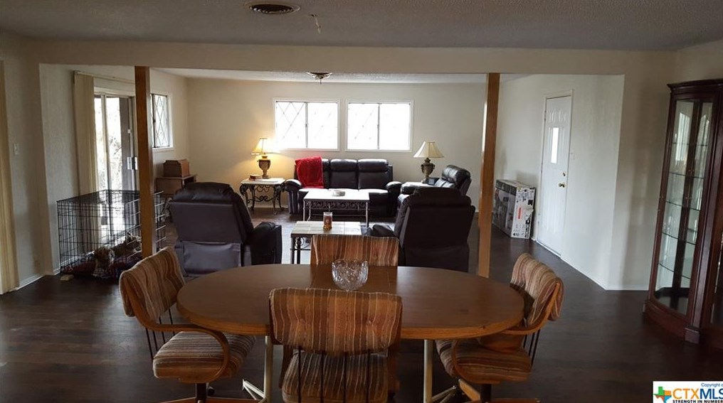 631 Scenic Dr, New Braunfels TX 78133-3675 exterior