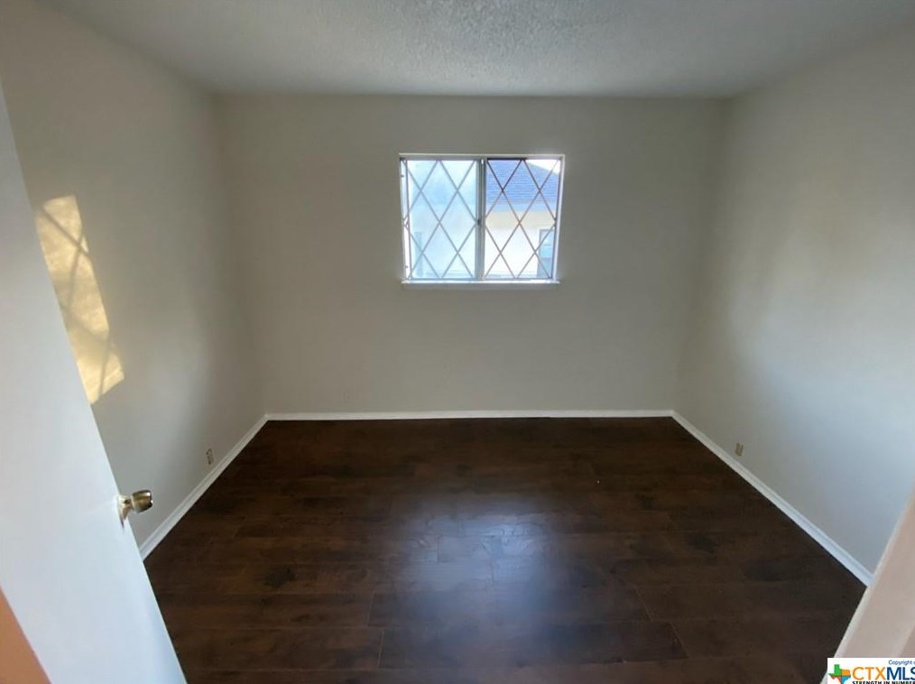 631 Scenic Dr, New Braunfels TX 78133-3675 exterior