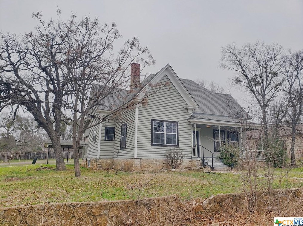 401 Pidcoke St, Gatesville, TX 76528-2037