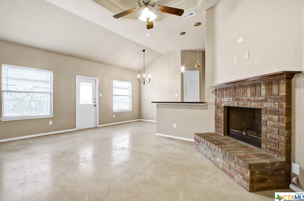 252 Rosalie Dr, New Braunfels, TX 78130-3489