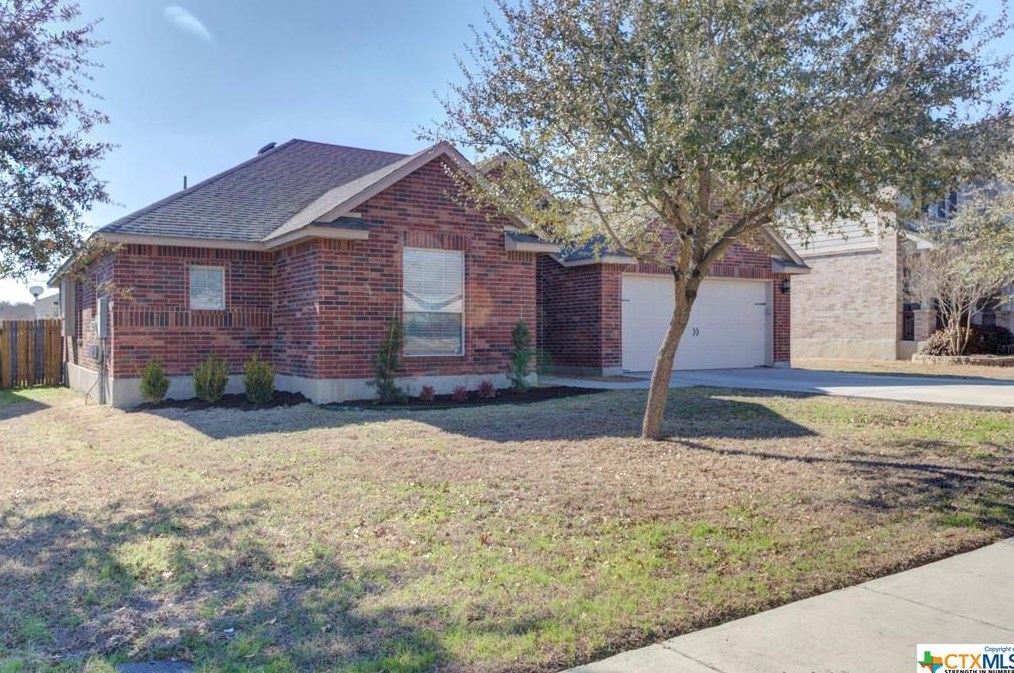 2222 Bentwood Dr, New Braunfels, TX 78130-2993