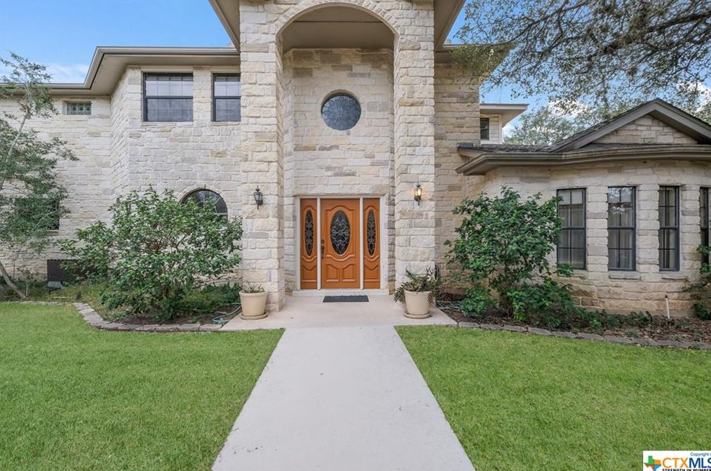 2839 Arroyo Doble, San Marcos, TX 78666-1006