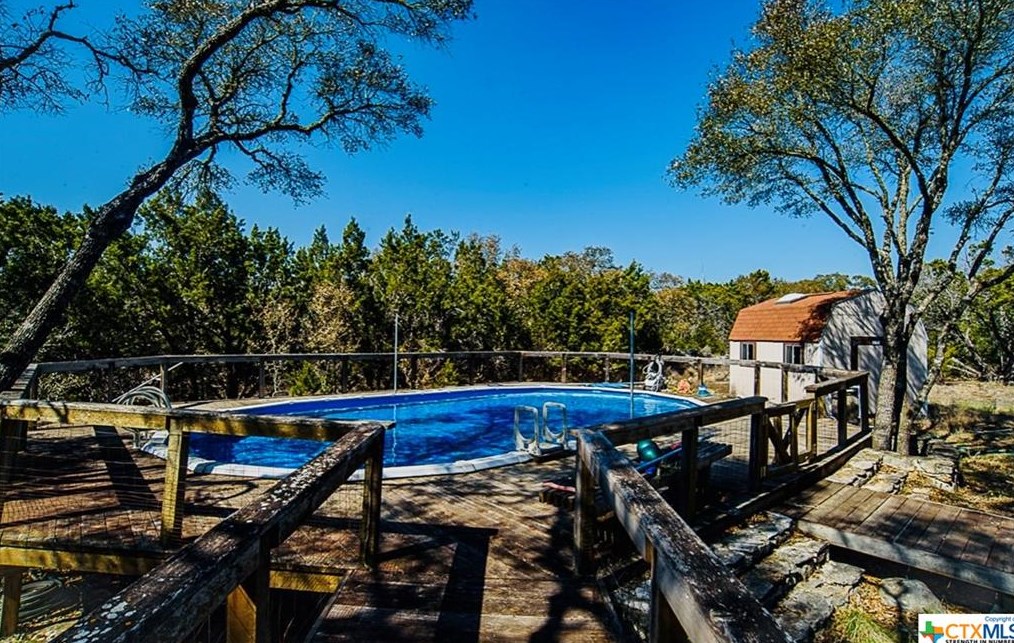574 River Chase Dr, New Braunfels, TX 78132-3534
