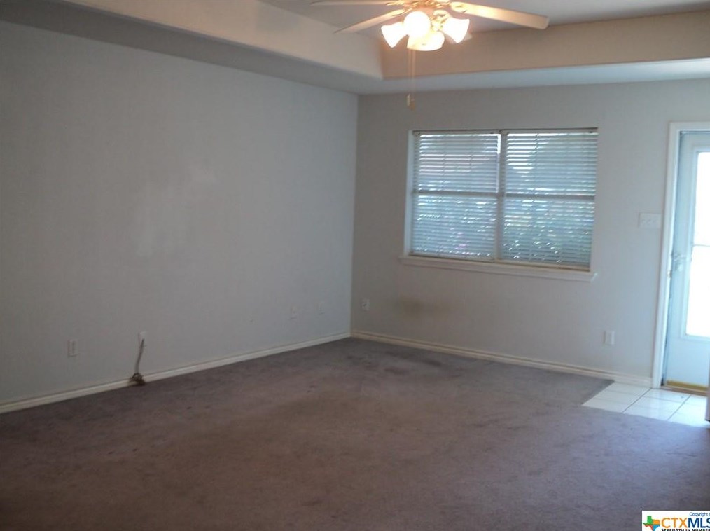 2403 Quail Ridge Dr, New Braunfels, TX 78130-9412