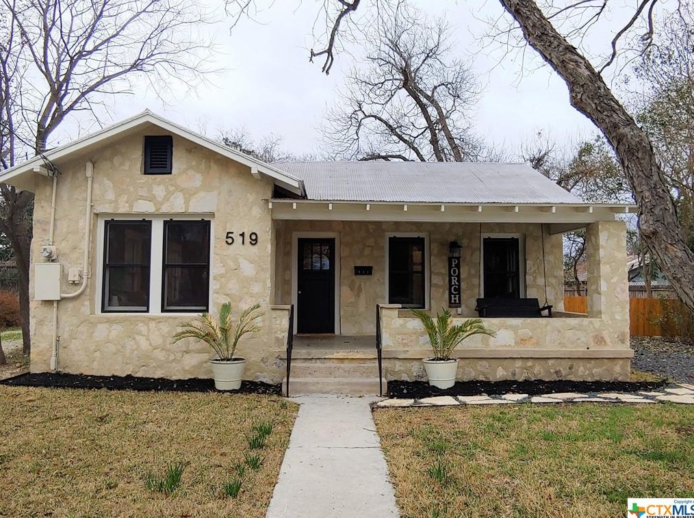 519 Magazine Ave, New Braunfels TX 78130-5754 exterior