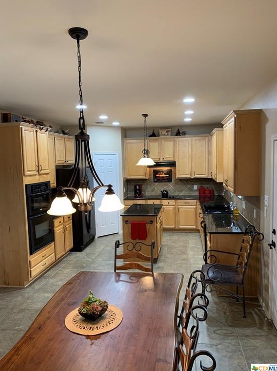 3301 Cayuga Dr, Killeen, TX 76548-8681