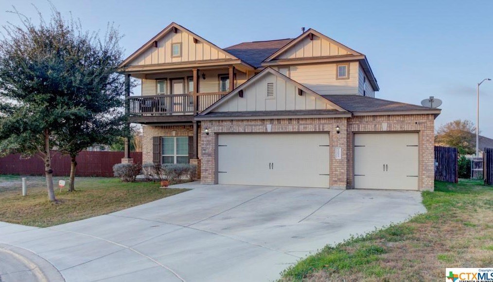 1095 Pelican Pl, New Braunfels, TX 78130-7075