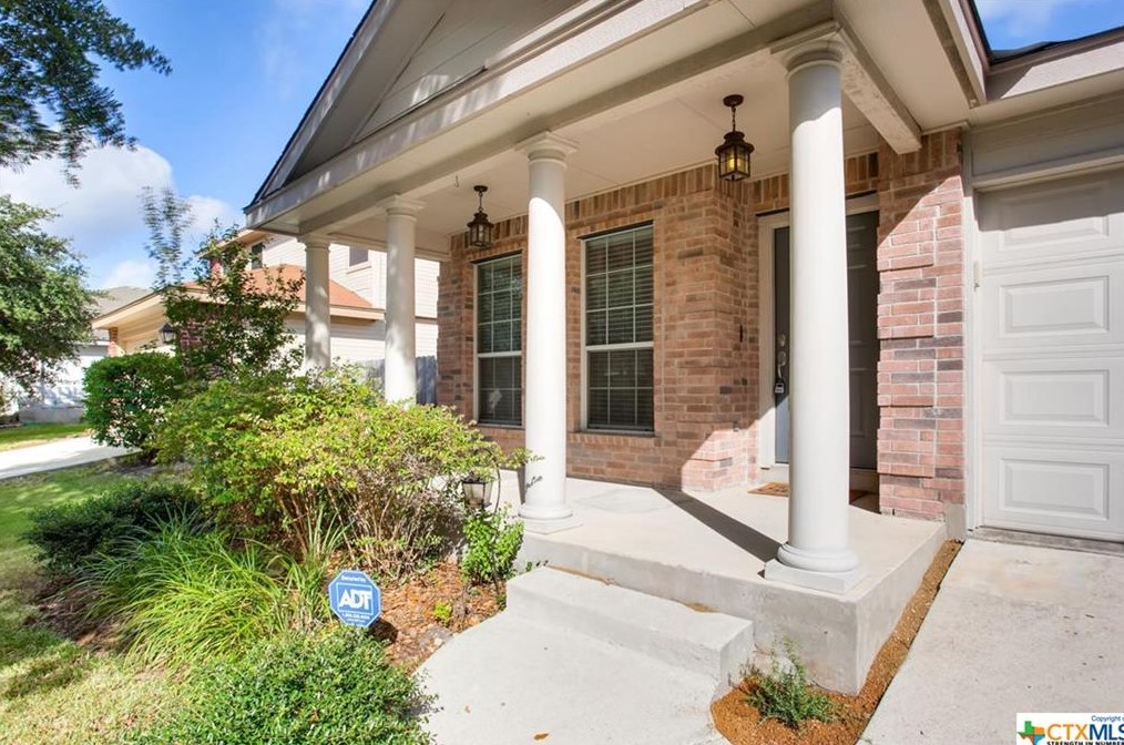 232 Eagle Pass Dr, New Braunfels, TX 78130-3030